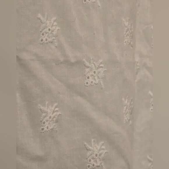 REBA Dylan Pure White Long Sleeve Embroidered Blouse Medium NWT - Picture 8 of 9